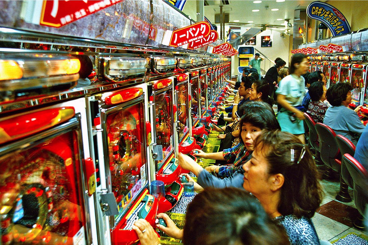 Pachinko là gì? Hướng dẫn chi tiết cách chơi máy Pachinko